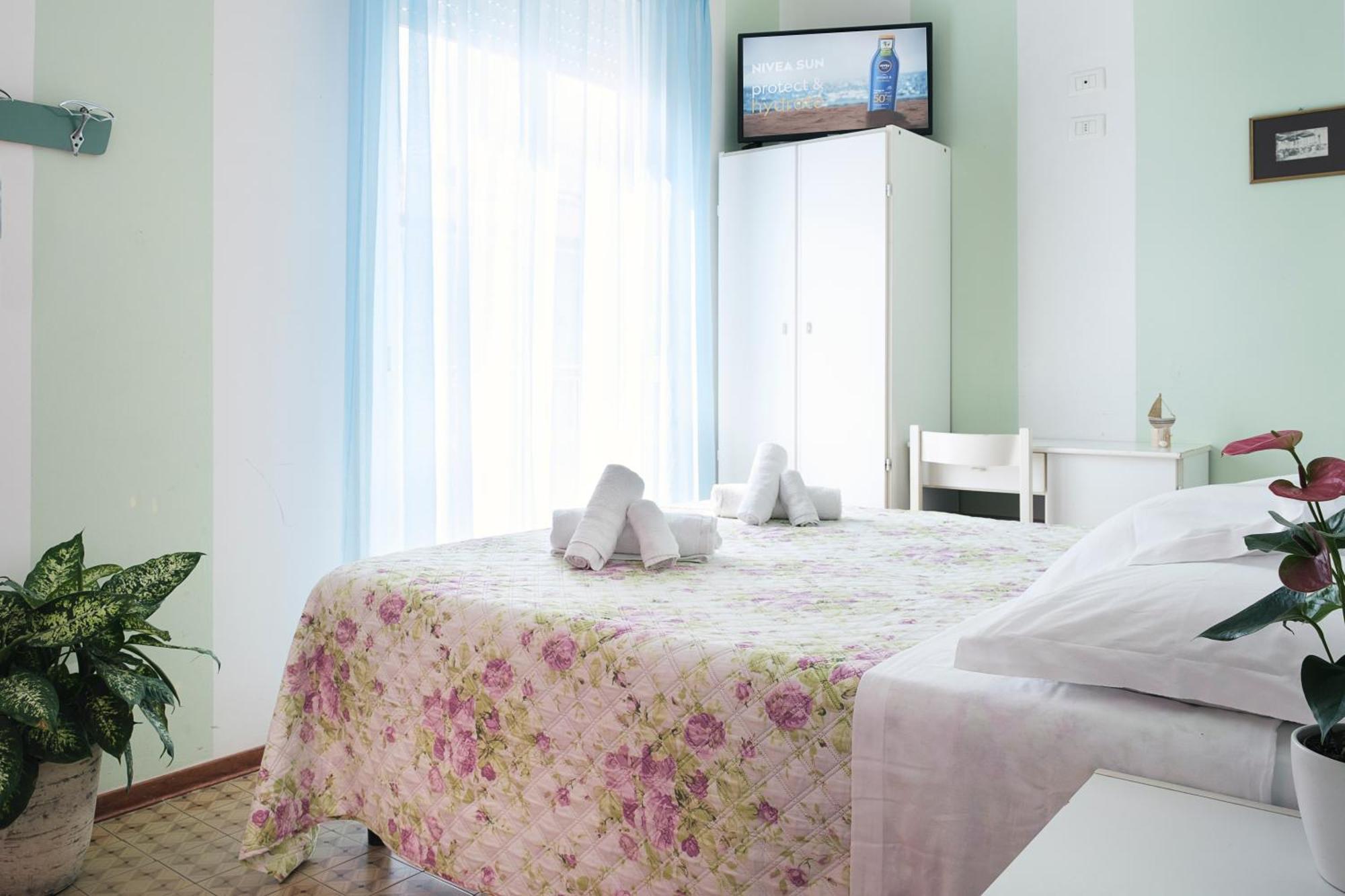 Hotel Cheri Rimini Zewnętrze zdjęcie